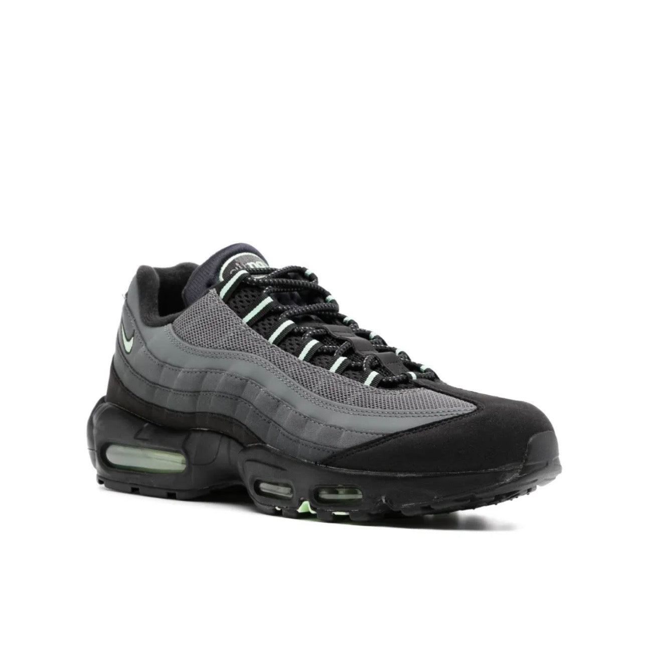 Nike air Vapormax 95?grey black green - high-performance athletic footwear in Black with advanced cushioning