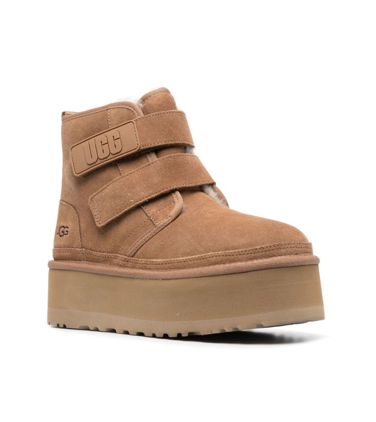 Ugg Classic Ultra Mini Platform  boots - high-performance athletic footwear with advanced cushioning