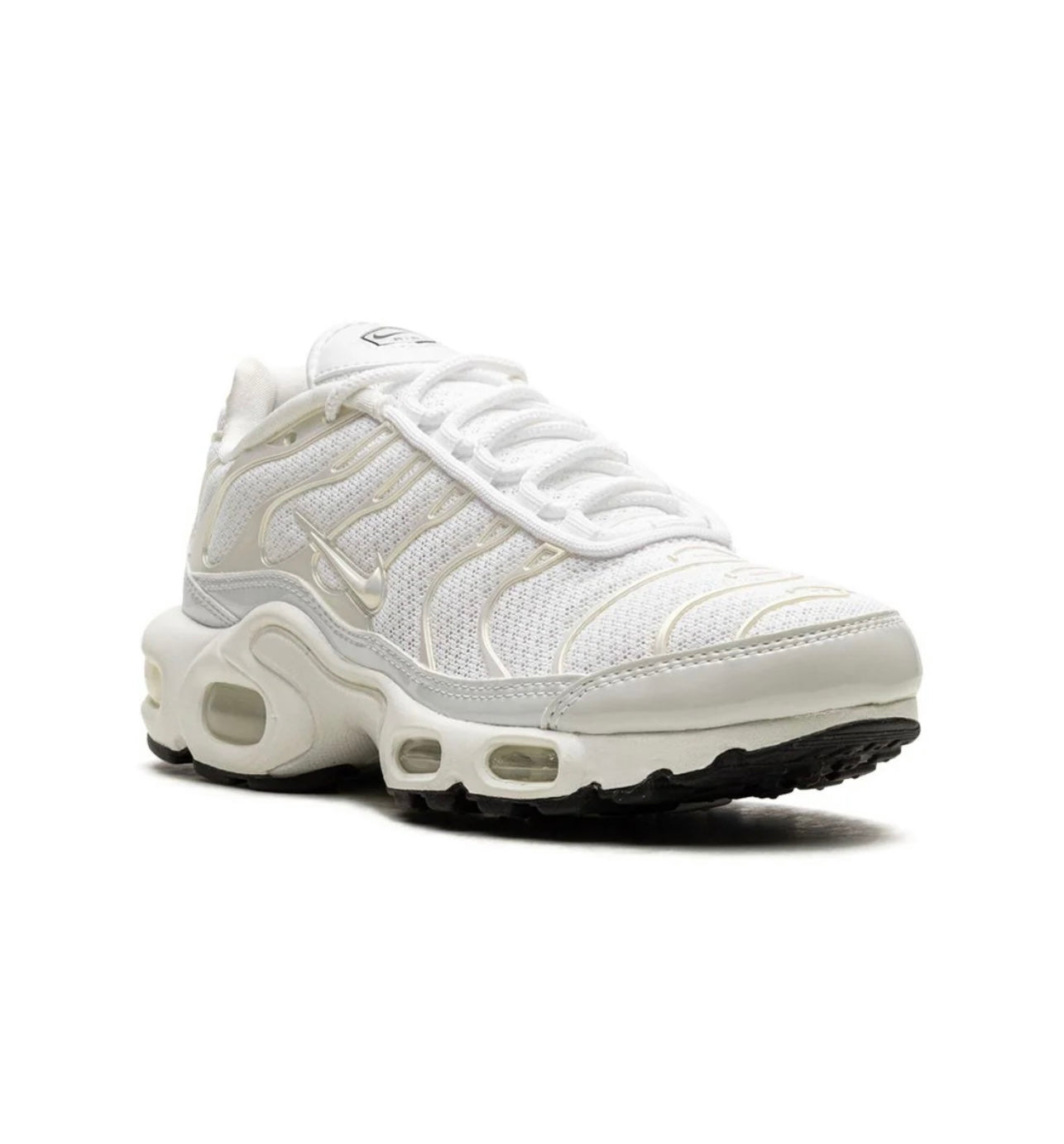 Nike Air max White - high-performance athletic footwear in White with advanced cushioning