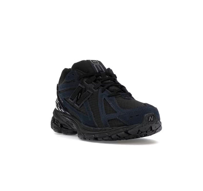 New Balance 1906R
Cordura Outerspace - high-performance athletic footwear with advanced cushioning