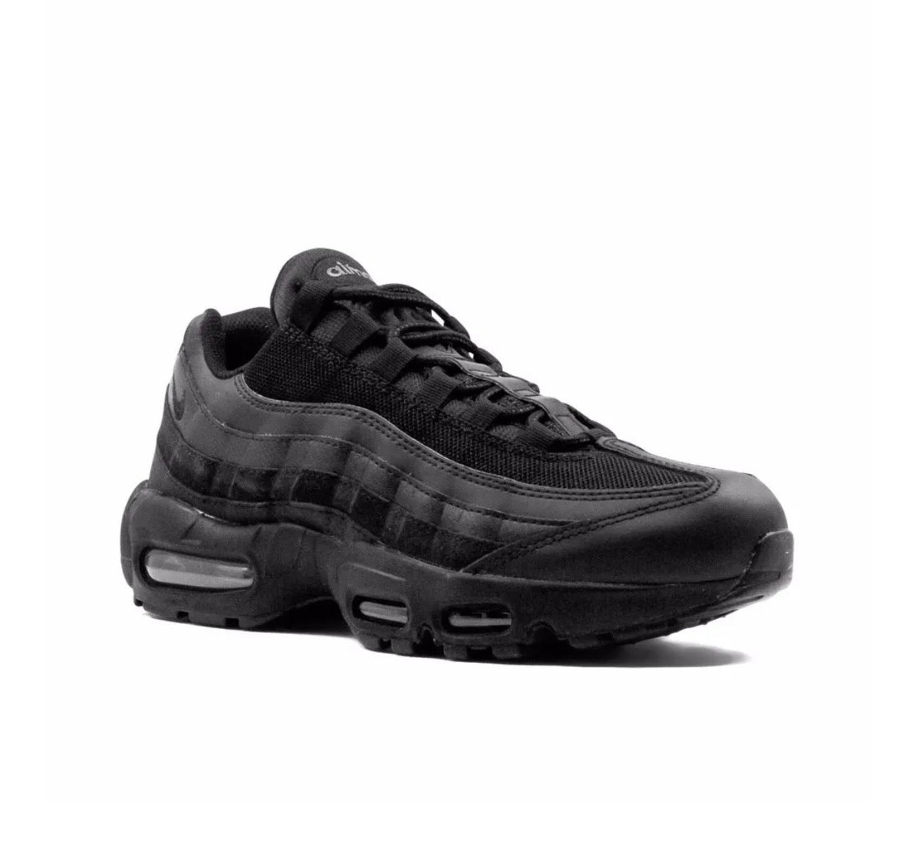Nike air Vapormax 95?black - high-performance athletic footwear in Black with advanced cushioning