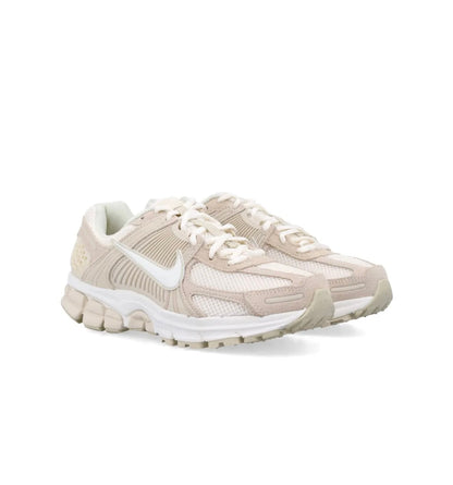Nike Zoom Vomero 5 Cream - high-performance athletic footwear with advanced cushioning